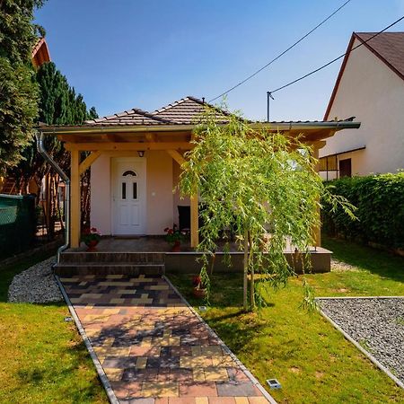 Pipacs Apartmanhaz Harkány Dış mekan fotoğraf