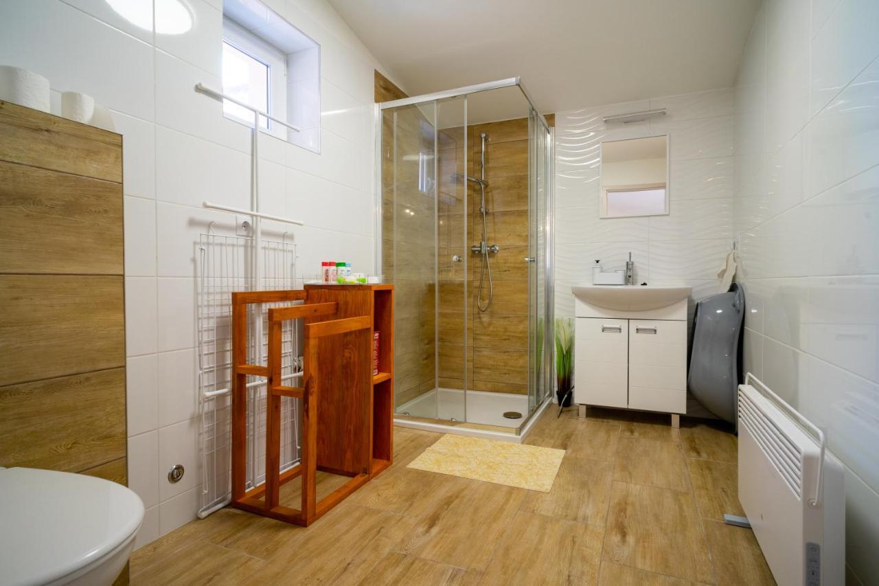 Pipacs Apartmanhaz Harkány Dış mekan fotoğraf